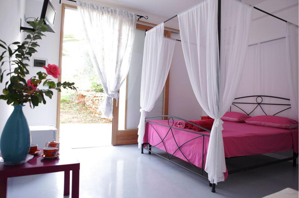 Patù B&B Yatabui الغرفة الصورة